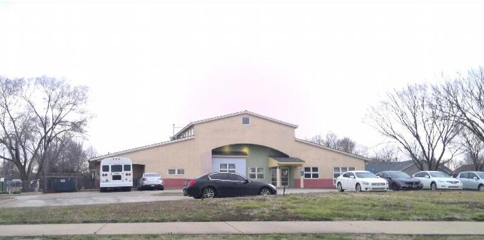 Primary Photo Of 4640 W 27th St, Lawrence Schools For Sale