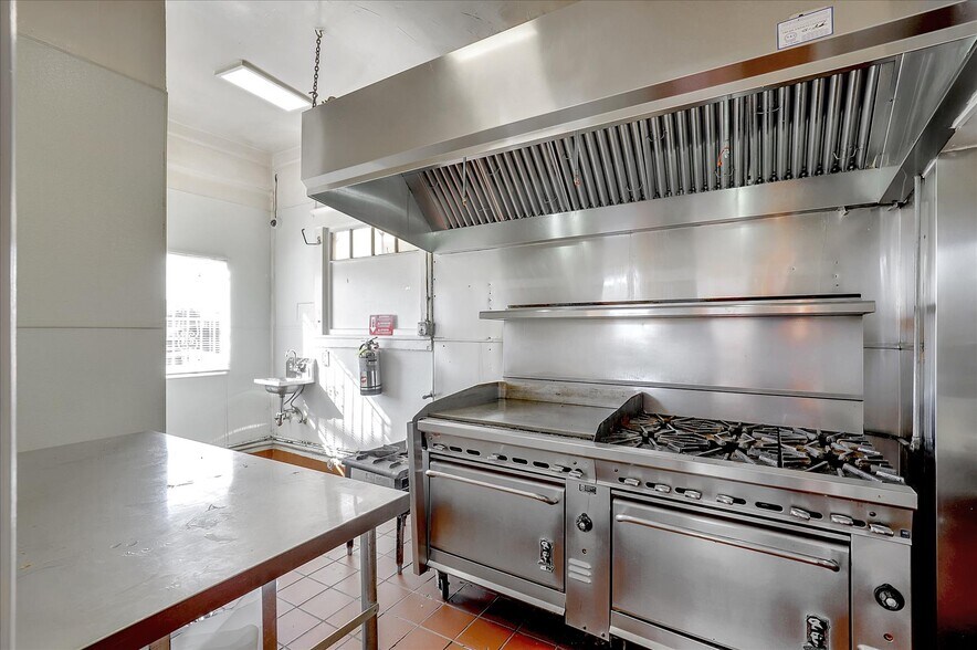 More Photos Of 1407 Miller Ave, Oakland Storefront Retail Residential For Sale