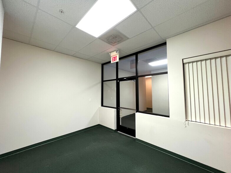 More Photos Of 531 Old Westminster Pike, Westminster Office Residential For Sale