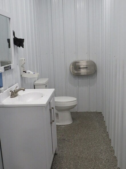 More Photos Of 9239 Atlantic Rd, Atlantic Manufacturing For Sale