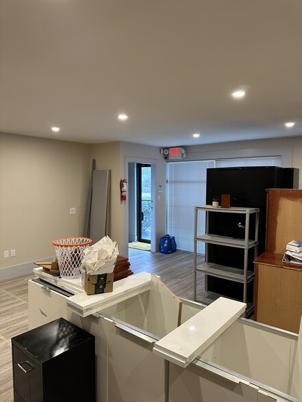 More Photos Of 7550 River Rd, Delta Service For Sale