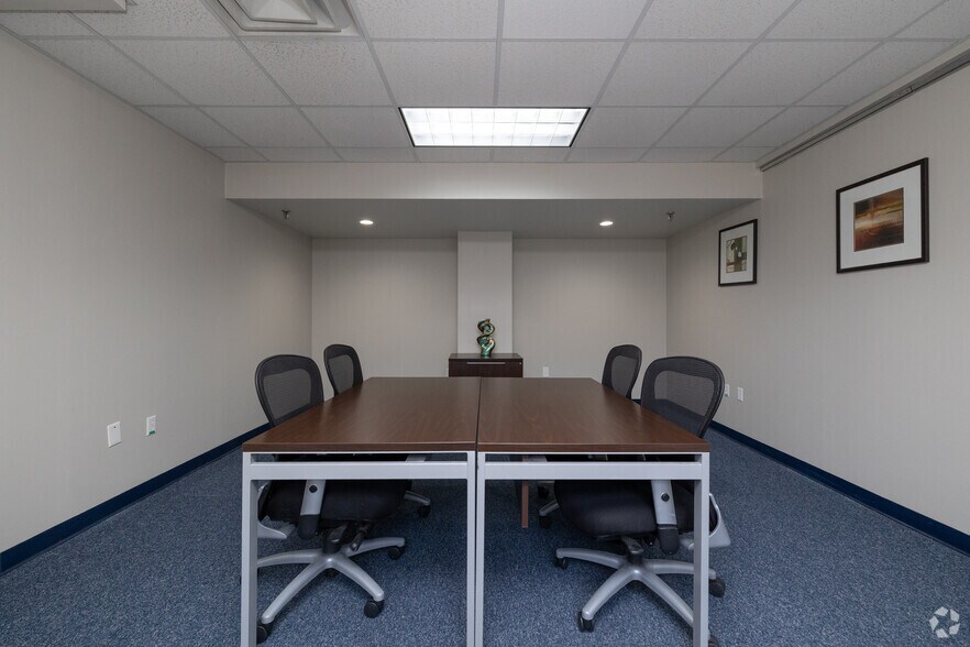 More Photos Of 4-18 Biltmore Ave, Asheville Coworking Space
