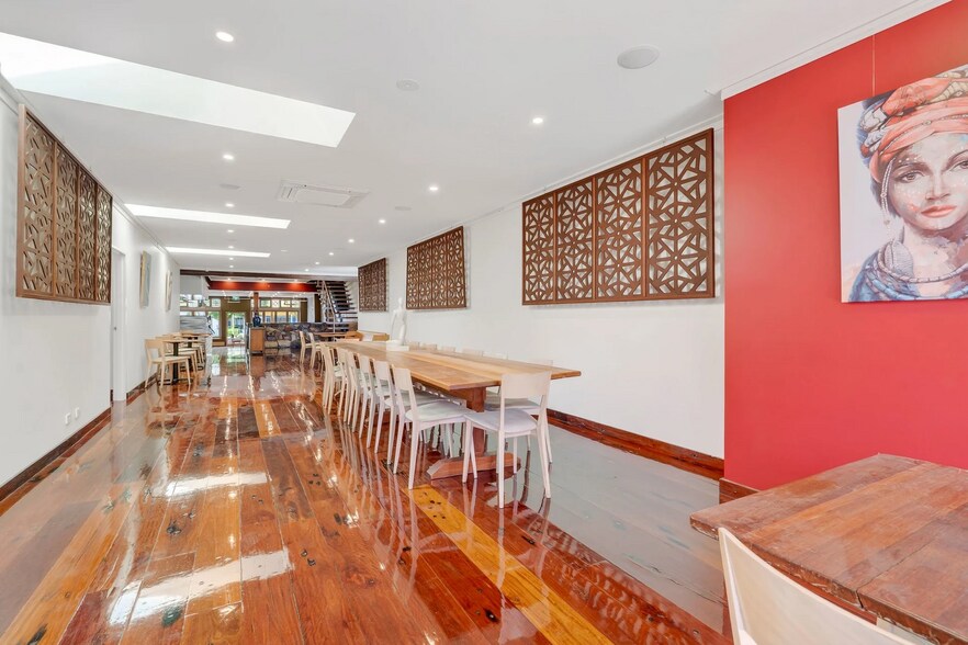 More Photos Of 98 Auburn St, Goulburn General Retail For Lease