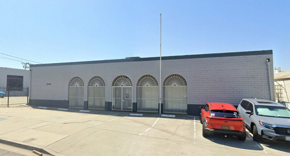 More Photos Of , Signal Hill Industrial For Sale