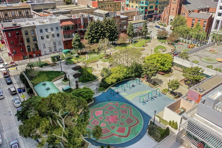 More Photos Of 512-520 Grant Ave, San Francisco Apartments For Sale