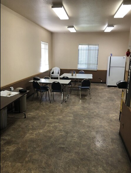 More Photos Of 1270-1298 S Kalamath St, Denver Warehouse For Lease