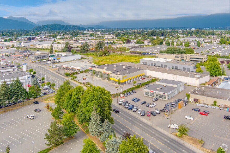 More Photos Of 45676 Yale Rd, Chilliwack Storefront Retail Office For Lease