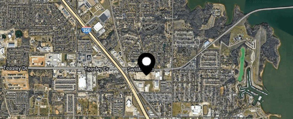 More Photos Of 212 Swisher Rd, Lake Dallas Distribution For Sale