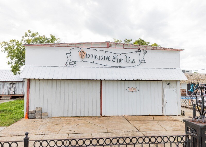 More Photos Of 4824 Pontchartrain Dr, Slidell Industrial For Lease