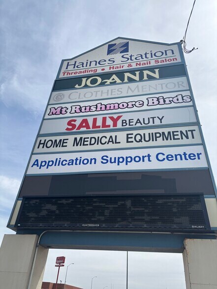 More Photos Of 2255 N Haines Ave, Rapid City Storefront For Lease