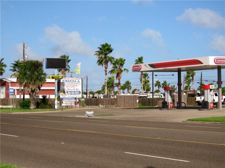 More Photos Of 1330 S Commercial St, Aransas Pass Hotel For Sale