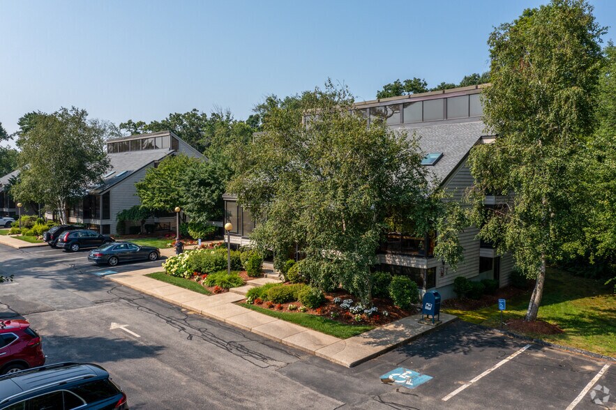 More Photos Of 7 Kimball Ln, Lynnfield Office For Lease