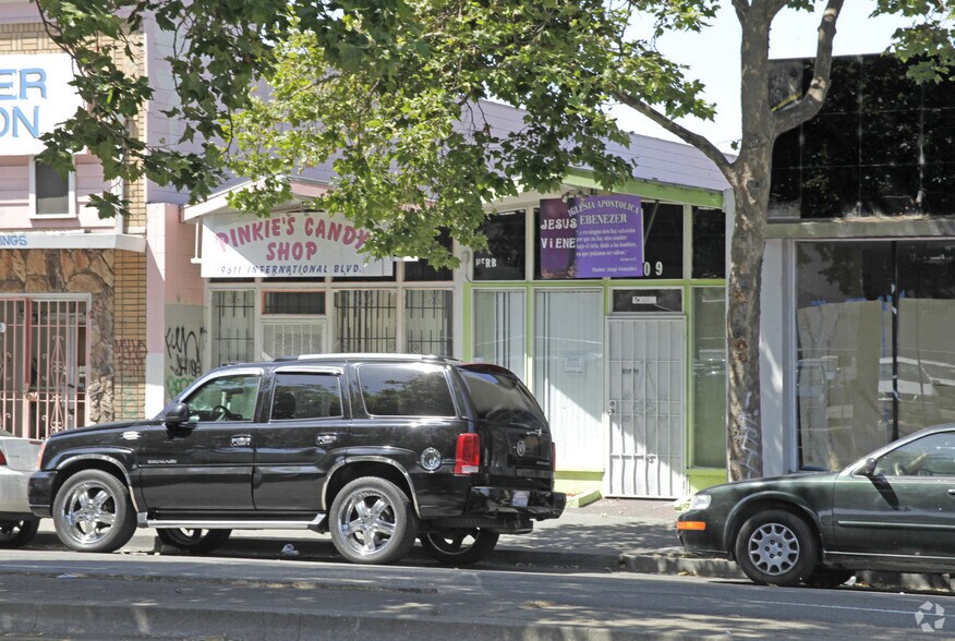 More Photos Of 9609-9611 International Blvd, Oakland Storefront For Sale