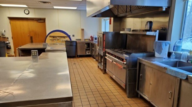 More Photos Of 475 Grove St, Ridgewood Religious Facility For Lease