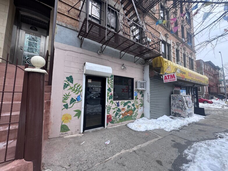 More Photos Of 728 Driggs Ave, Brooklyn Apartments For Lease