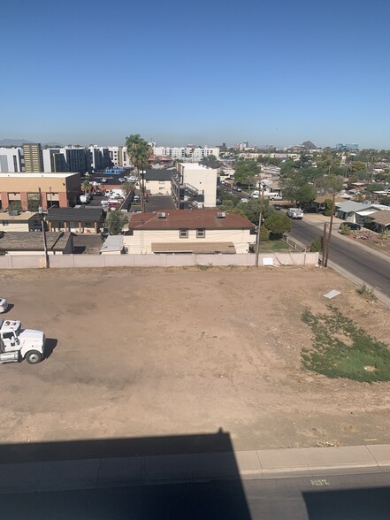 Primary Photo Of 2090 Apache blvd, Tempe Apartments For Sale