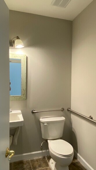 More Photos Of 3635 Peachtree Industrial Blvd, Duluth Medical For Lease