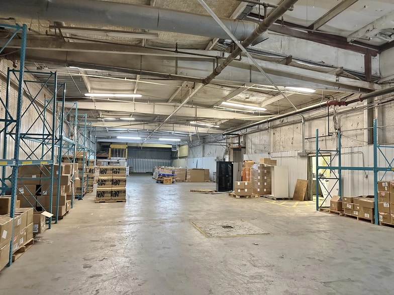 More Photos Of 3105 E Reno Ave, Oklahoma City Warehouse For Lease