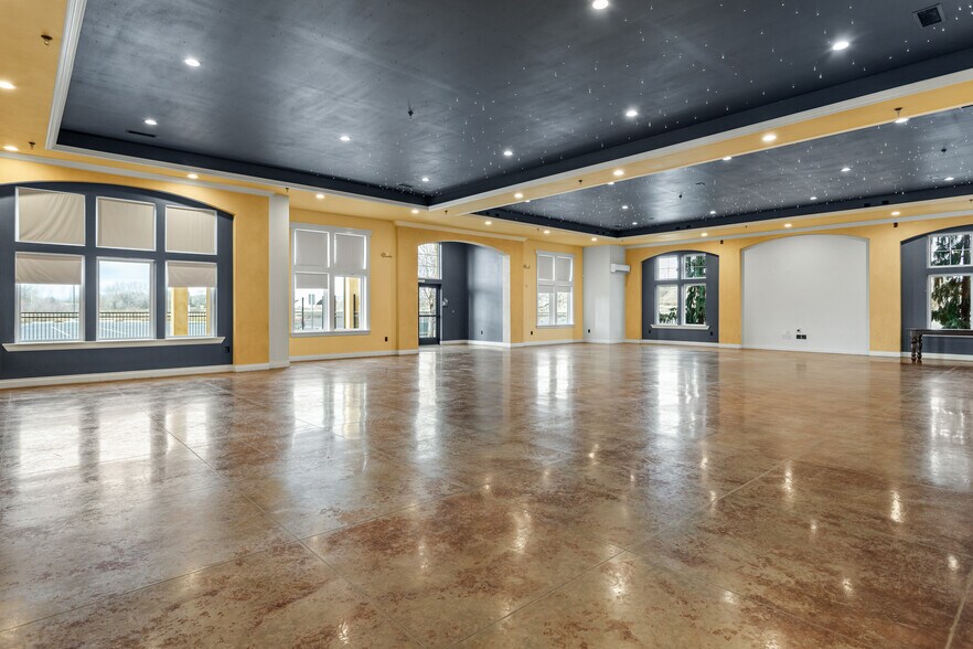 More Photos Of 7998 Vialago Pkwy, Zillah Specialty For Sale