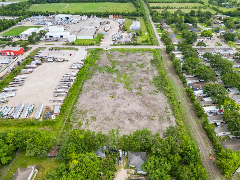 More Photos Of 565 E Anderson Rd, Houston Land For Sale