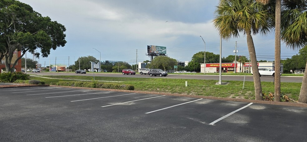 More Photos Of 35000 US Highway 19 N, Palm Harbor Restaurant For Sale