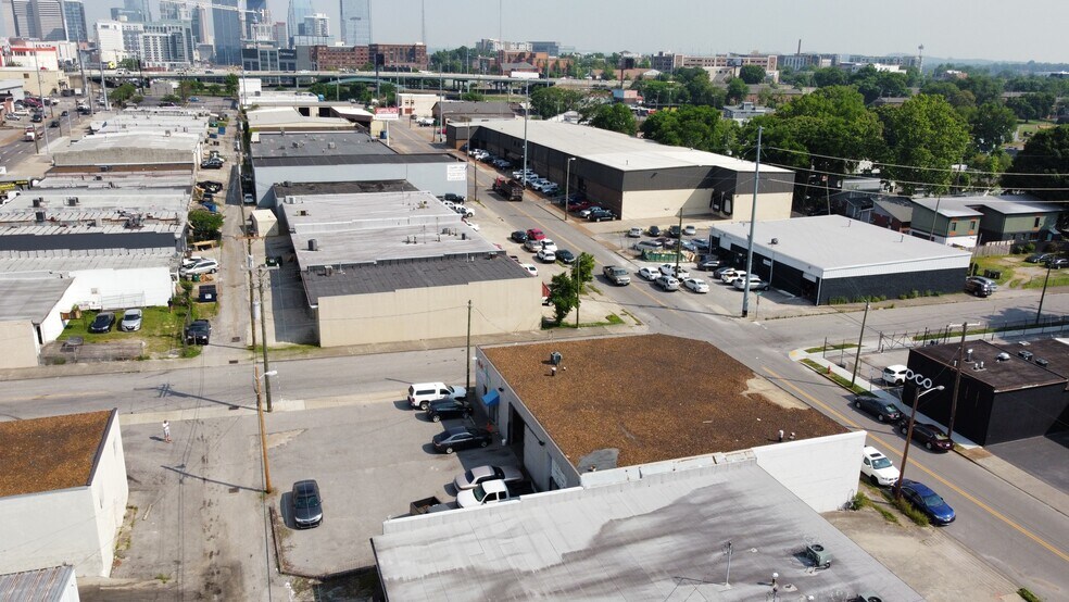 More Photos Of 1029 3rd Ave, Nashville Warehouse For Lease