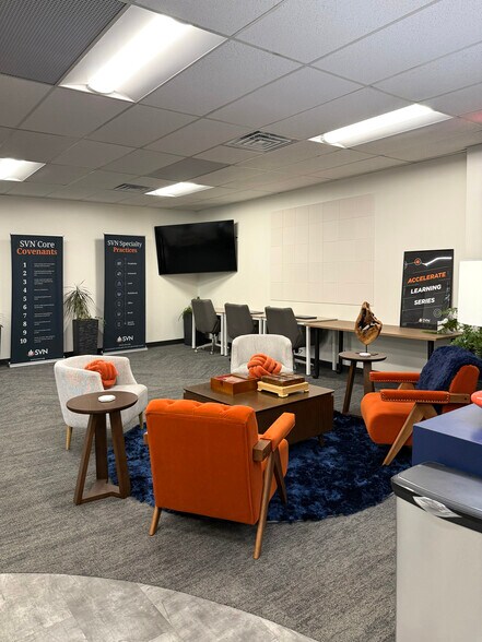 More Photos Of 7003 Chadwick Dr, Brentwood Office For Lease