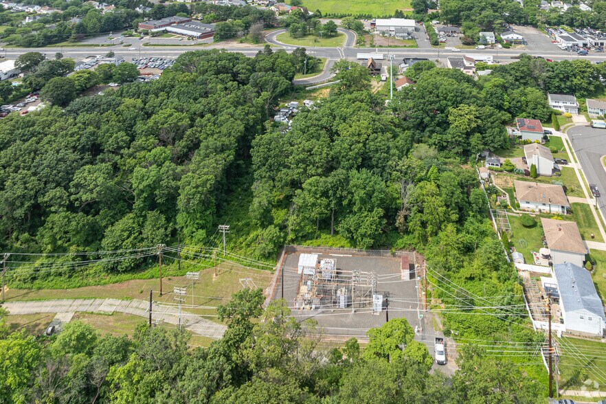 More Photos Of 2072 State Route 35, South Amboy Auto Repair For Sale