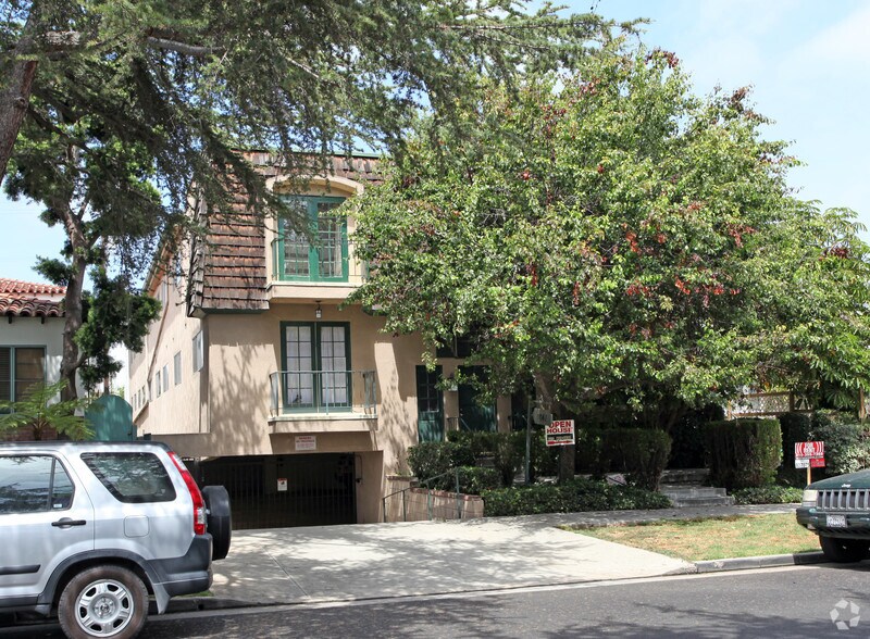 More Photos Of 1041 9th St, Santa Monica Apartments For Sale