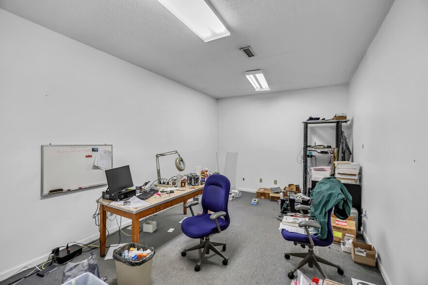More Photos Of 5 Industrial Park Dr, Hendersonville Freestanding For Sale