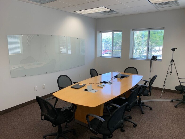 More Photos Of 1349 W 760 N, Orem Flex For Lease