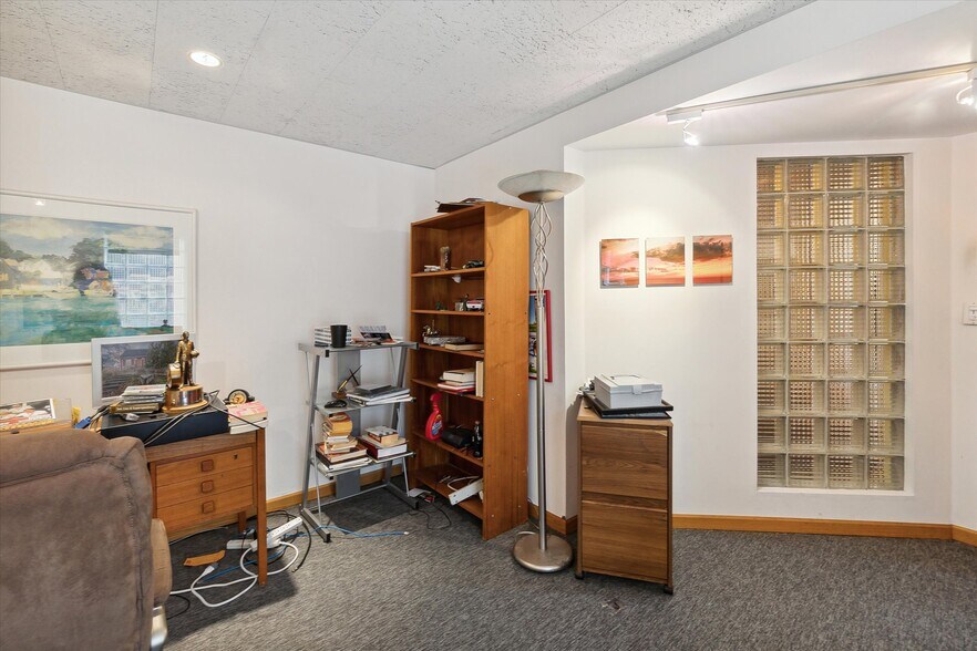 More Photos Of 415 W Grand River Ave, East Lansing Office Residential For Sale