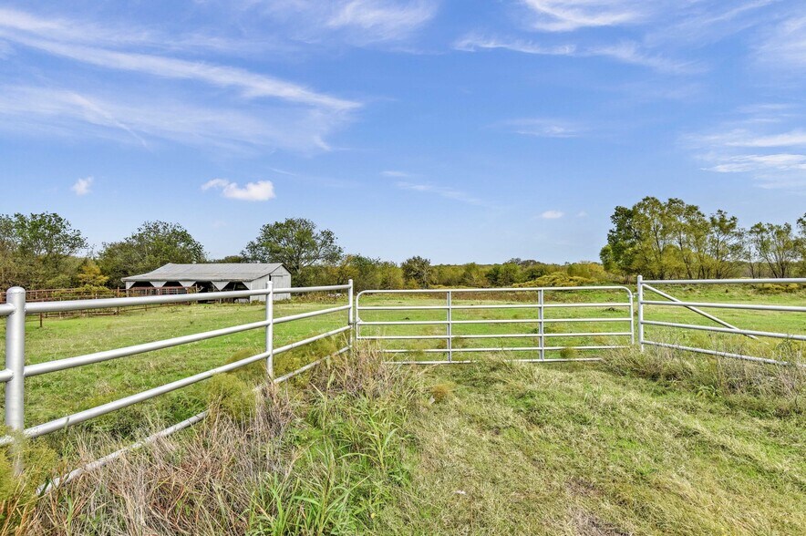 More Photos Of TBD E FM 121, Gunter Land For Sale
