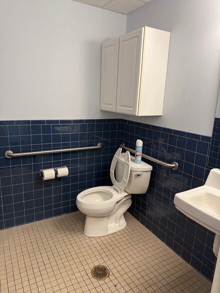 More Photos Of 20850 Langley Rd, Lexington Park Religious Facility For Lease