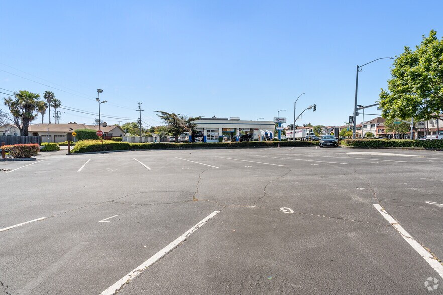 More Photos Of 420 El Camino Real, Millbrae Freestanding For Lease