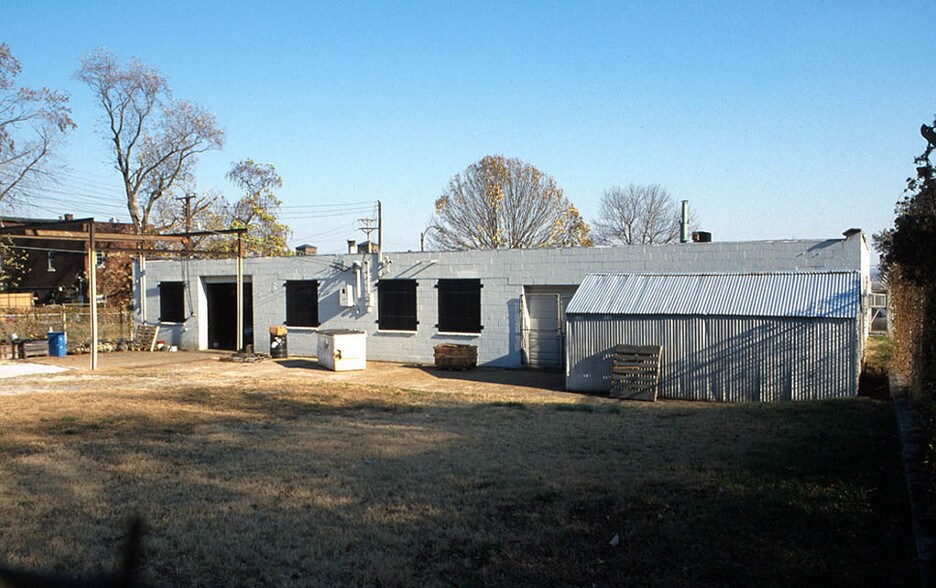 More Photos Of 2615 S 10th St, Saint Louis Manufacturing For Sale