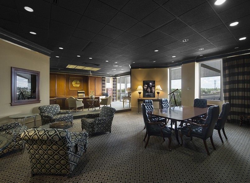 More Photos Of 1301 First Ave, Columbus Medical For Lease