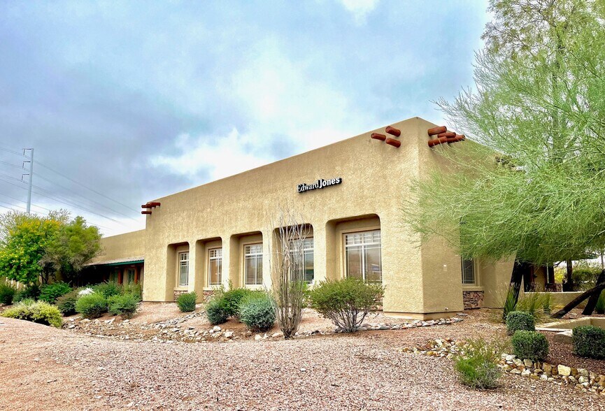 More Photos Of 10575 N 114th St, Scottsdale Office For Sale