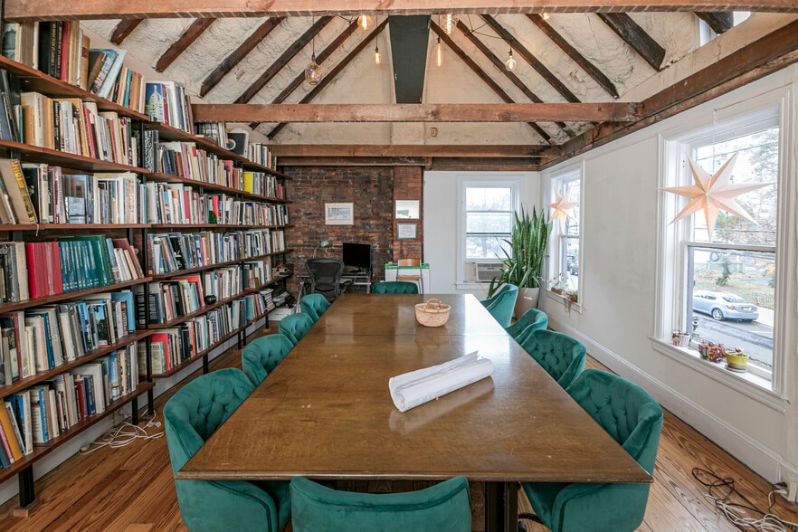 More Photos Of 67 Bridge St, Lambertville Storefront For Sale