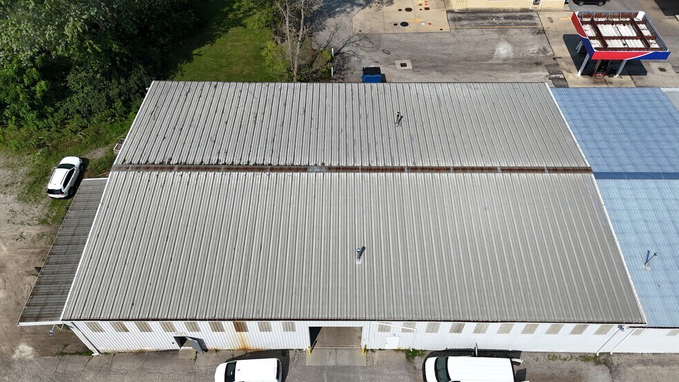 More Photos Of 7311 W Central Ave, Toledo Light Manufacturing For Lease