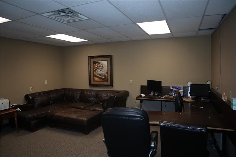 More Photos Of 90 Chamber Plz, Charleroi Medical For Sale