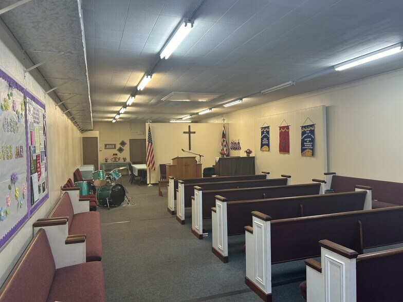 More Photos Of 2413 Crill Ave, Palatka Office For Sale