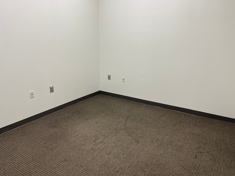 More Photos Of 19214 Clay Rd, Katy Unknown For Lease