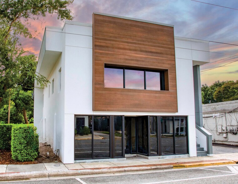 More Photos Of 1401 Edgewater Dr, Orlando Loft Creative Space For Sale
