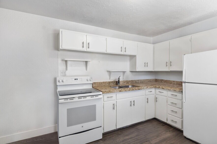 More Photos Of 732 E 1000 S, Clearfield Apartments For Sale