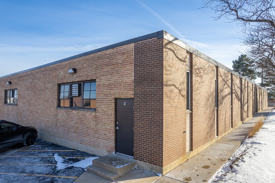 More Photos Of 2-44 Plaza Dr, Westmont Light Distribution For Lease