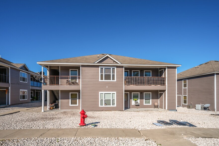 More Photos Of 516 S 9th St, Kenedy Apartments For Sale