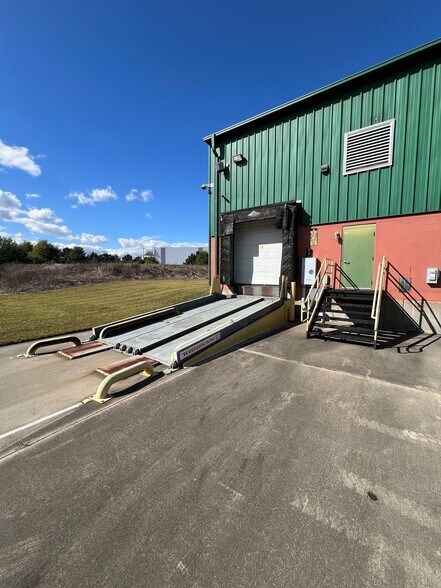 More Photos Of 1965 Northgate Commerce Pky, Suffolk Warehouse For Lease