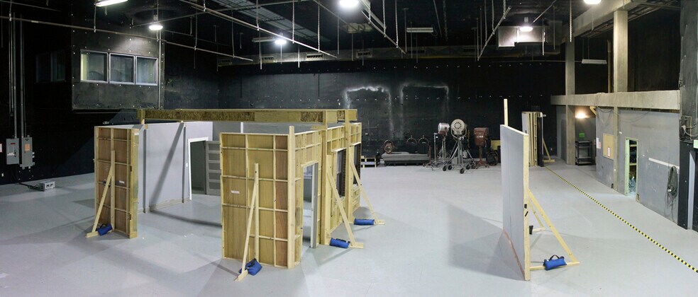 More Photos Of 1600 Saint Michaels Dr, Santa Fe Unknown For Lease