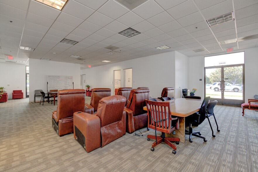 More Photos Of 3440 W Carson St, Torrance Loft Creative Space For Sale